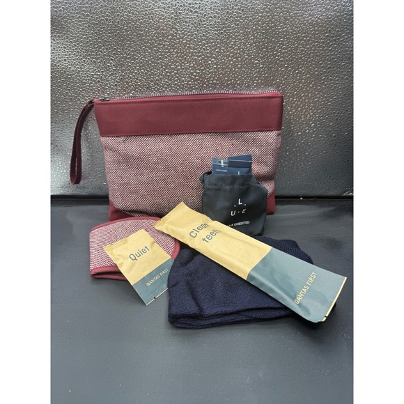MARTIN GRANT Other - MARTIN GRANT QANTAS First Class Amenity Kit Pouch Unisex Burgundy Red Stripe OS